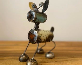 Sculpture en métal, figurine chien métal, petit chien, décoration industrielle