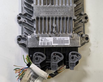 Siemens VDO SID803A 5WS40318H-T Engine Control Unit
