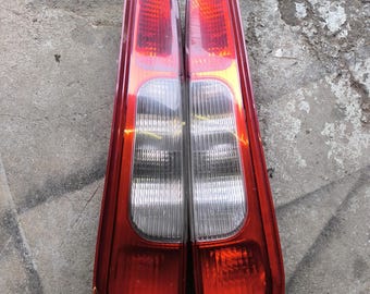 Pair of used tail lights (brake lights), Ford Focus C-Max (2003–2007)