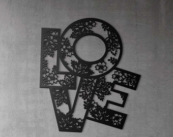 Wooden Flourish Love Valentines Day Wall Post Decor | Wooden Home Decor Figure Ornament Hanging Gift