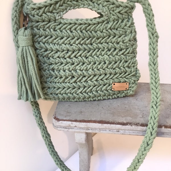 Crossbody Crochet Bag / recycled cord / lined bag, Sac à main