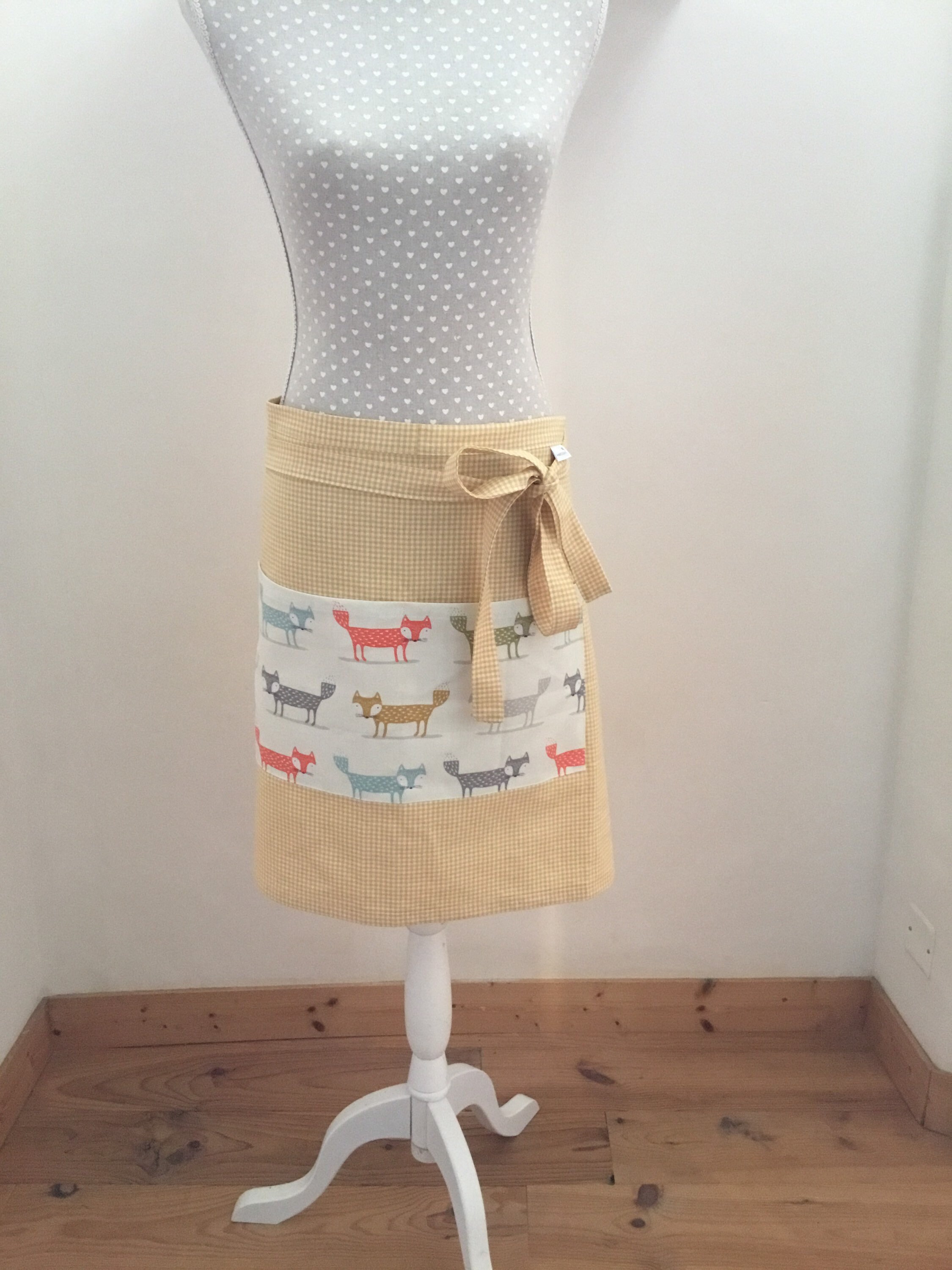 Handmade Fox Half Apron // Tablier de Renard Vichy