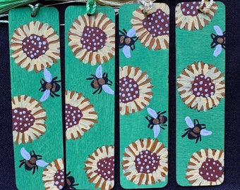 Sunflower Bee Bookmark , Wood , Hand painted , Customize