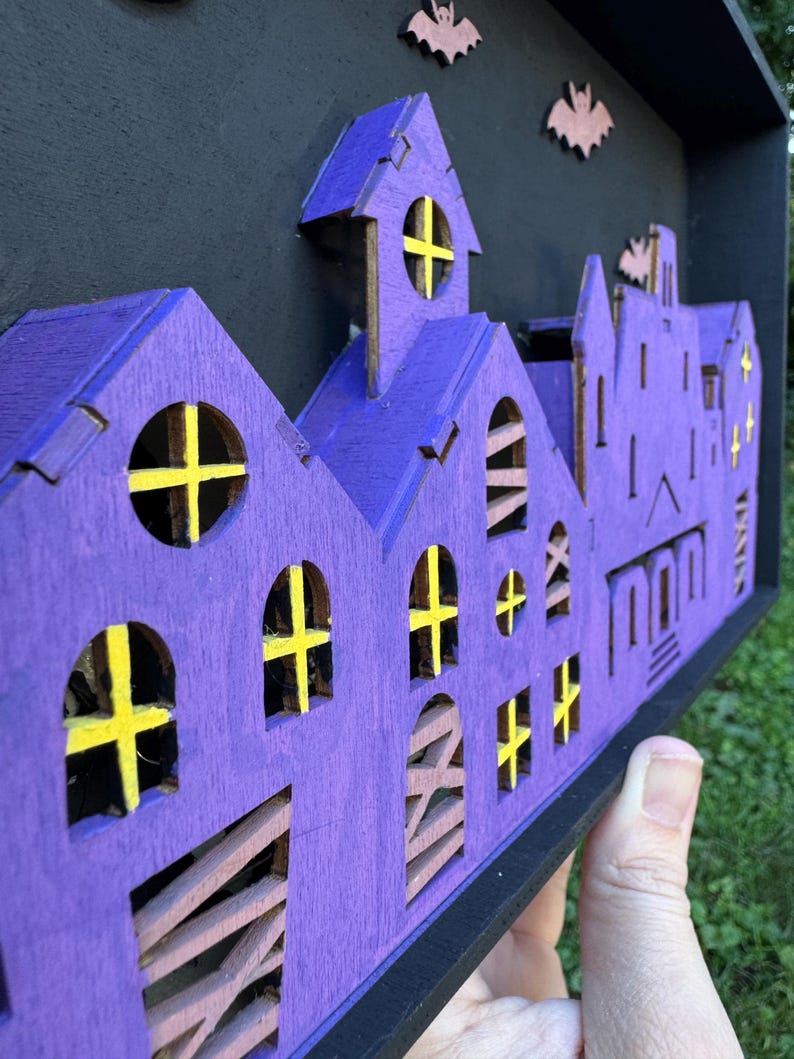 Spooky Purple Haunted House - Thumbnail 5