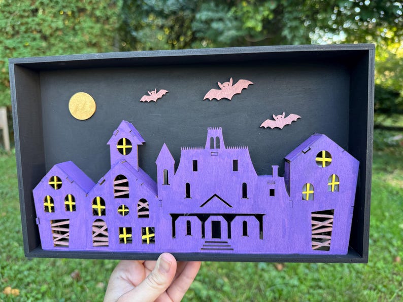 Spooky Purple Haunted House - Thumbnail 2