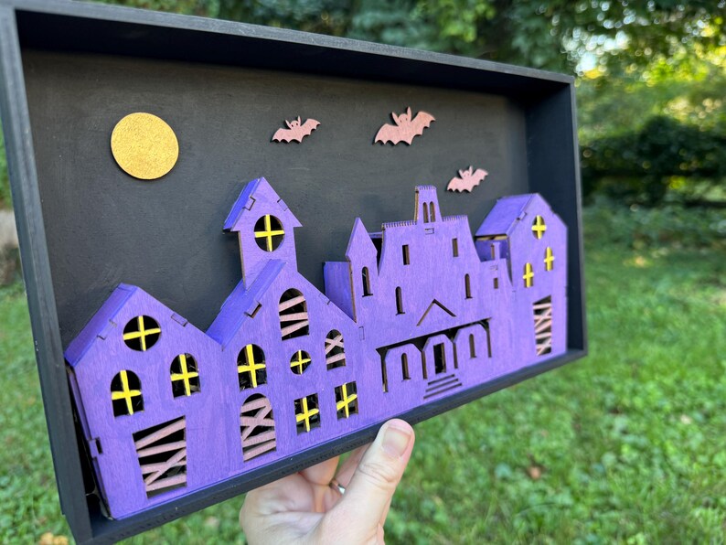 Spooky Purple Haunted House - Thumbnail 3