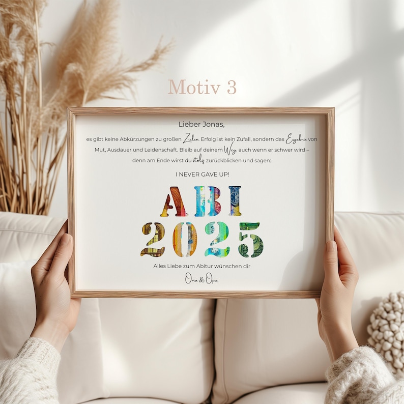 Geldgeschenk Abitur – stilvoller Rahmen für die bestandene Prüfung.
Personalisierte Abitur-Deko – Bilderrahmen als kreatives Geschenk.