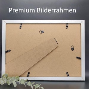 Hochzeitsdeko mit persönlicher Gravur – perfektes Geschenk fürs Brautpaar.
Einzigartiges Geldgeschenk zur Hochzeit – personalisierter Bilderrahmen.