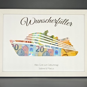 K&ouml;nnte beinhalten: Ein wei&szlig; gerahmtes Bild mit wei&szlig;em Hintergrund. Das Bild zeigt eine wei&szlig;e Silhouette eines Kreuzfahrtschiffs aus Euro-Scheinen. Der Text "Wunscherschiller" befindet sich oben im Bild. Der Text "Alles Gute zum Geburtstag Sabine & Marcus" befindet sich unten im Bild.