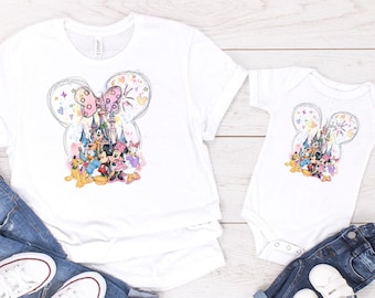 Camisa a juego con orejas de Mickey y amigos para toda la familia, camisa infantil con lazo de Minnie de Disney Mickey and Co, camisa de viaje a juego para toda la familia de Disneyland