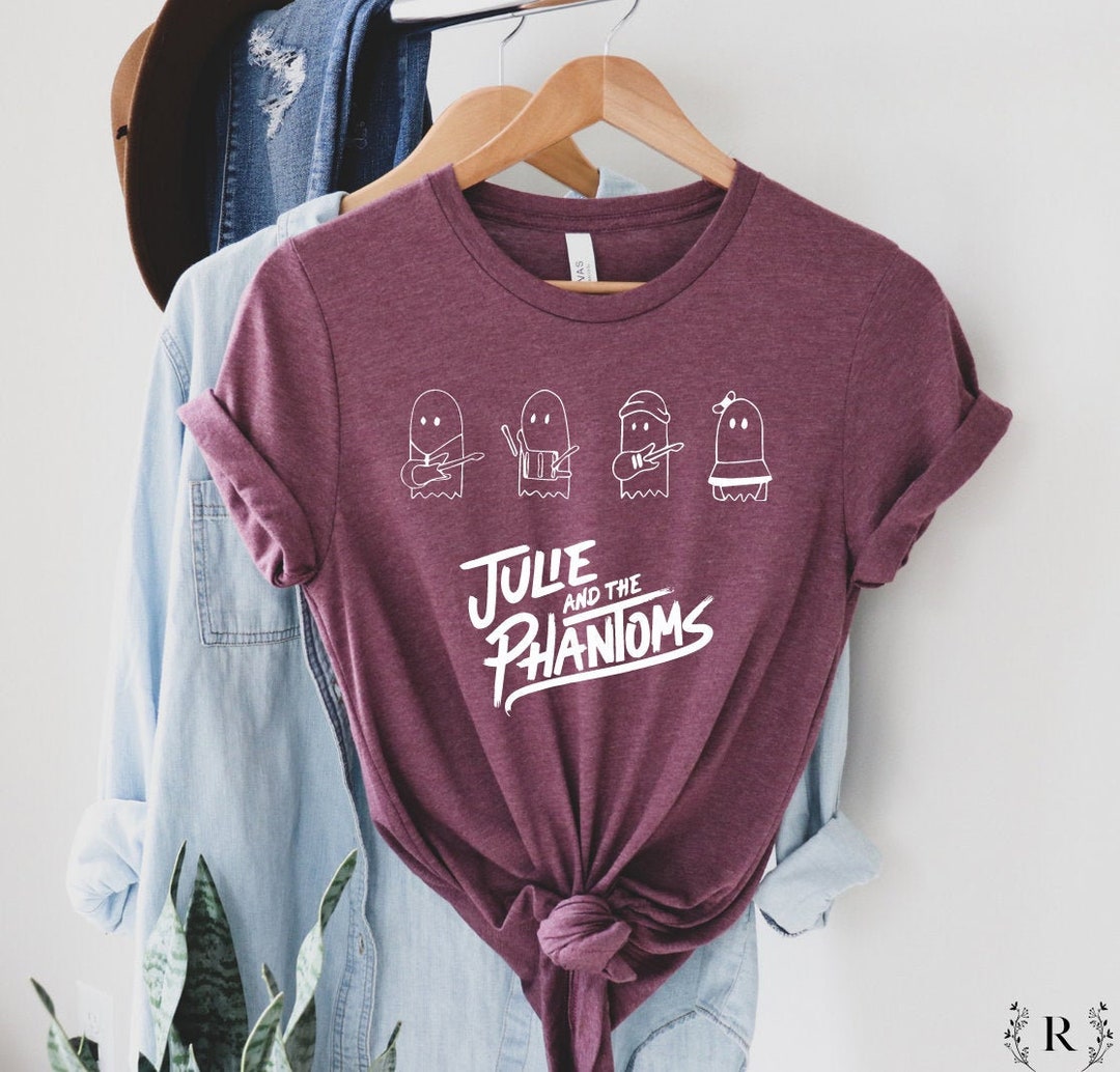 julie Tシャツ il_1080xN.2925318745_hf3l.jpg