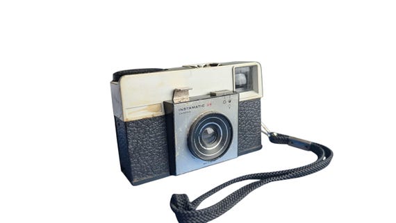 Kodak Instamatic 25 Vintage Camera - 126 film with cartridge