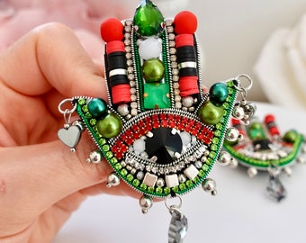 Handmade Hamsa Hand Brooch: Colorful Evil Eye Pin