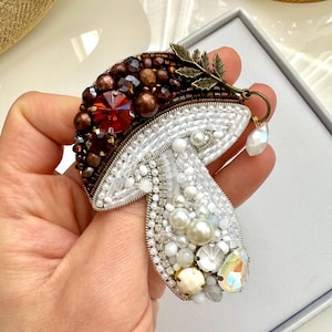 Hand-Embroidered Mushroom Brooch: Beaded Forest Pin