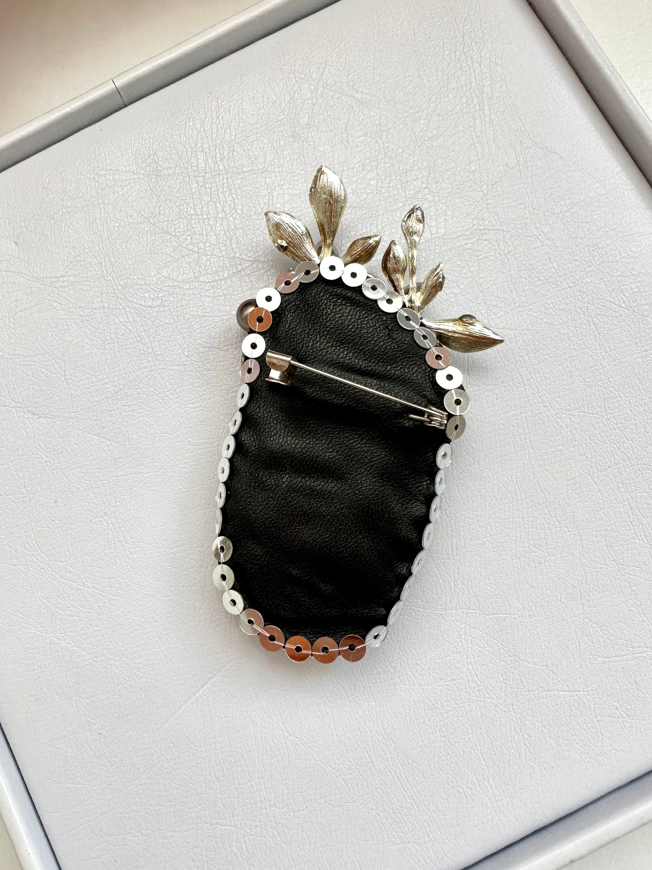 Broche Vintage Créateur GONTIE - Superbe Pièce En Bronze - Occasion