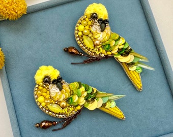 Hand-Embroidered Parrot Brooch: Beaded Yellow Bird Pin
