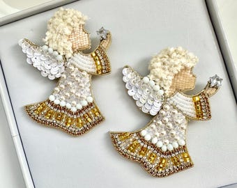 Hand-Embroidered Christmas Angel Brooch: Gold Holiday Pin