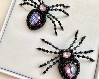 Halloween Beaded Spider Brooch: Purple Crystal Handmade Accessory