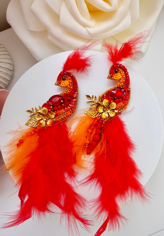 Red Cardinal Hand-Embroidered Brooch Pin* Red Cardinal Hand-Embroidered Brooch Pin*