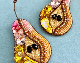 Hand-embroidered brooch ‘’Sweet Pear”. Handmade designer pin brooch.