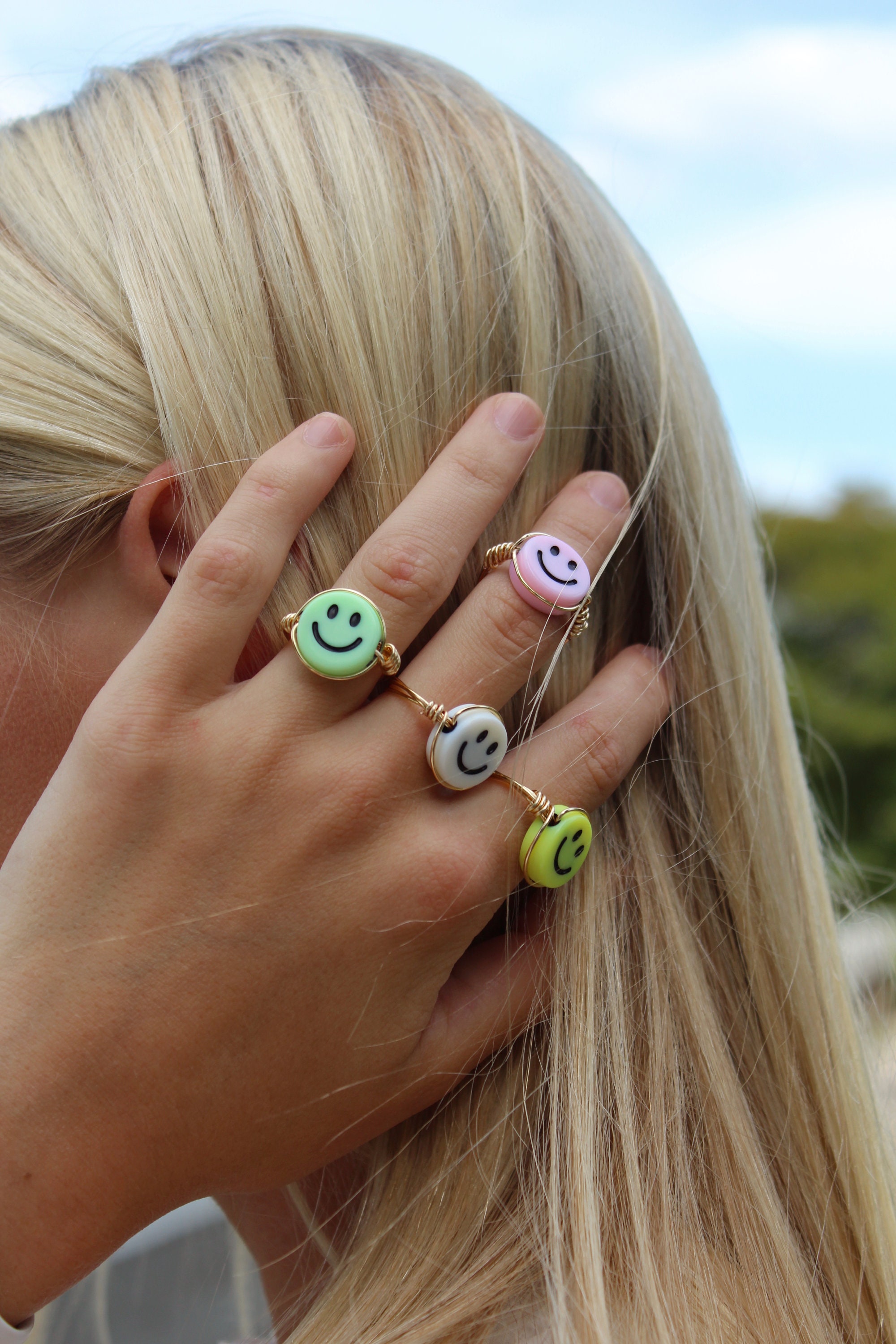 Anillo Cara Sonriente: El Accesorio que Alegra tu Día