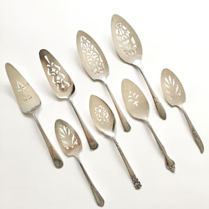 Vintage Pierced Silver Plated Cake Server / Pie Lifter