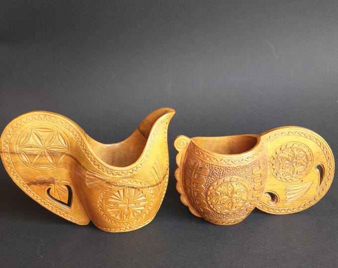 Set of 2 Beautifully Carved Vintage Wood Wedding Cups. Intricate Carved Details. Wedding Favours. Folk Art. Home Decoration from 60s.