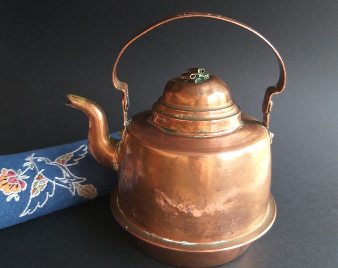 Antique Eskultuna Swedish Cooper Tea Pot. Small 1 liter Volume. Kitchen Decor Element. Authentic Kettle made in Sweden. Hard to Find Size.