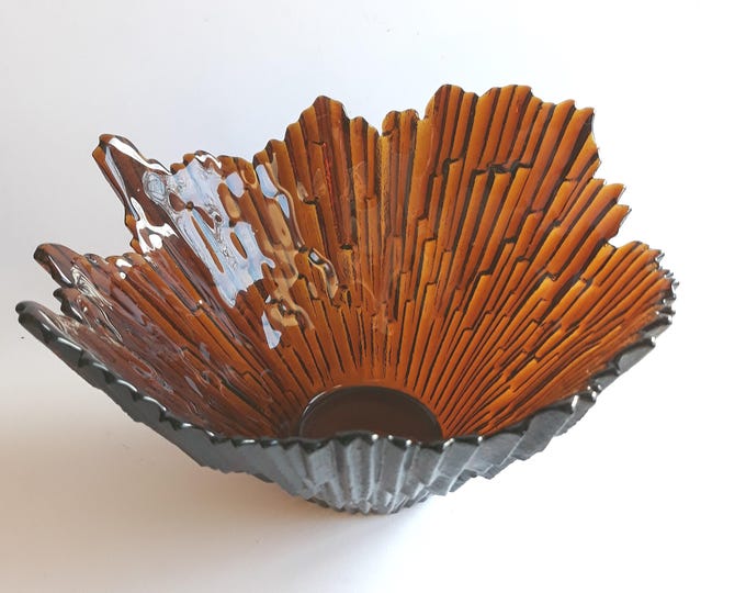 Snapphane Glasbruk, Sweden. Northern Lights Glass Bowl. Decorative Swedish Glass. Amber Colour Deep Bowl.