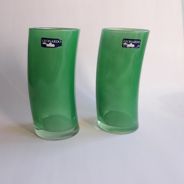 Pair of Vintage Germany Leonardo Swing Curved Highball Glasses in Green Colour. Transparent Bottom. Unique Design. Tumbler Glasses. Barware.