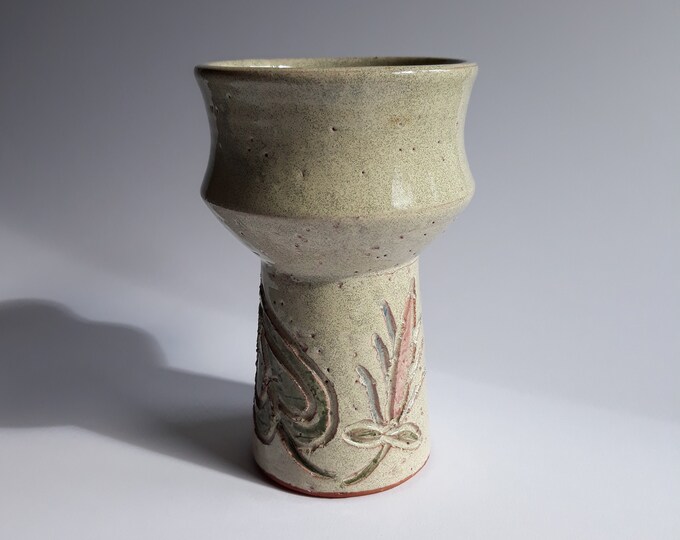 Laholm Keramik Sweden. Beautifully Decorated Ecru Grey Colour Ceramic Bowl. Carved Stylized Floral Pattern Pastel Colours. Vintage Pottery.
