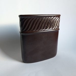 Höganäs keramik Sweden. Brown stoneware vase with  with an edge in relief. Oval shape. Swedish ceramic vase. Vintage laconic pottery piece.