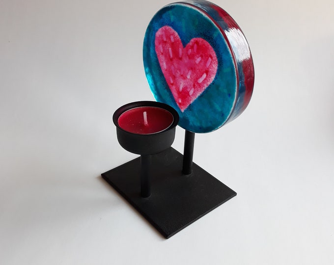 Steninge Slott Sweden. Lillemor Bokström Medallion Art Glass Heart Votive Tea Light Holder. Red Heart on Blue Background. Black Metal Base.