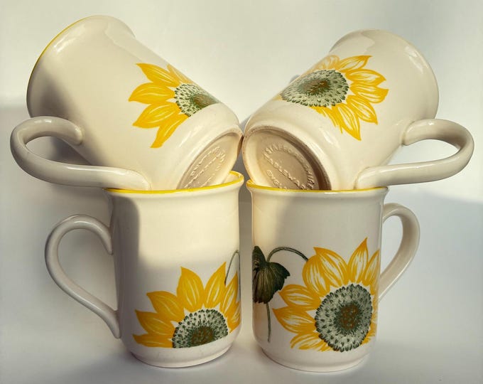 Staffordshire England. Set of Four Ceramic Mugs. Floral Sunflower Design. Green, Yellow. English Pottery. Excellent Vintage Condition.