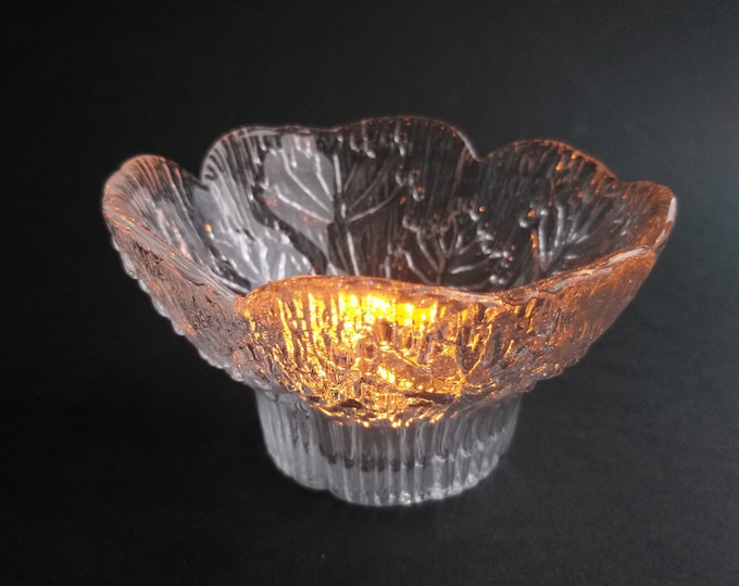 Set of Two Mäntsälän Finland Votive Bowls, Tea Light Holders. Clear Textured Crystal Glass. Design by Pertto Kallionen. Finnish Art Glass.