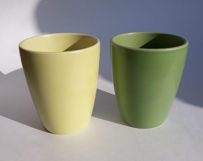 Set of 2 Höganäs Keramik Sweden stoneware Tumblers, Cups in Yellow and Green Colours. Swedish minimalistic Design Tableware. Spring Colours