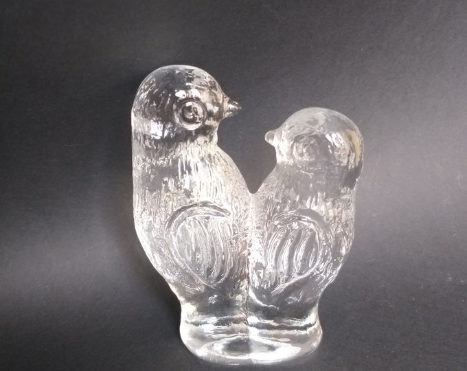 Eneryda Sweden Clear Textured Crystal Glass Two Bird Figurine Paperweight. Scandinavian Swedish Mid-century Modern Art Glass Birds 1970s.