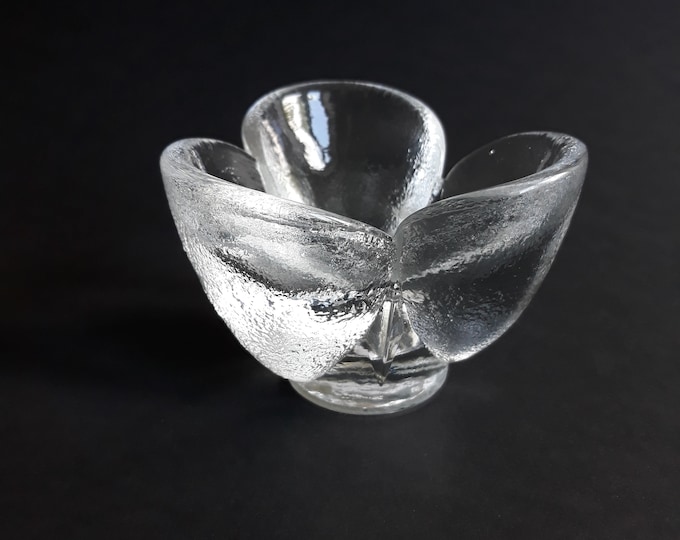 Kosta Boda Sweden. Large Size Height - 8 cm (3.14'') Tulip Candle Holder. Clear Textured Crystal Glass. Scandinavian Design. Made in Sweden.