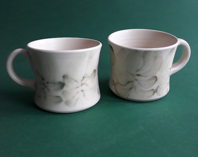 2 Fred Forslund Studio Pottery Mugs Sweden. Set of Two Beautifully made Mugs.  Fit Perfectly in the Hand. Beige Colour. Abstract Design.