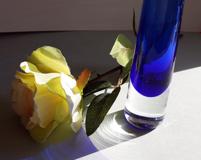 Vintage Sommerso Glass Vase from Sweden. Vibrant Blue Colour. Clear Glass on Bottom. Hand blown. MCM Style Swedish Art Glass. Home Decor