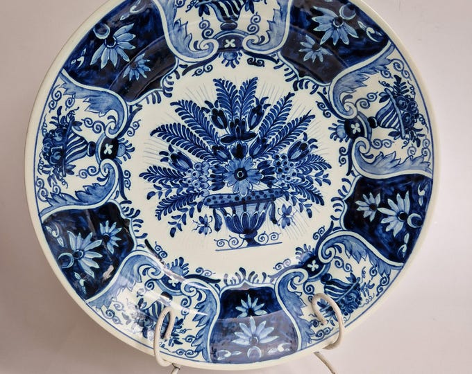 Rare Oud Delft Blue Dutch Delftware Decorative Plate (1935 - 1968). Hand painted Vase with Flowers. Marked. Beautiful Large Wall Plate.