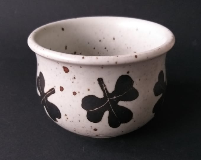 Sylvia Leuchovius, Rörstrand, Ateljé Sweden Stoneware Bowl Pot with Brown Spots and Shamrock Clover Decor. Dramatic Look. Fully Marked.