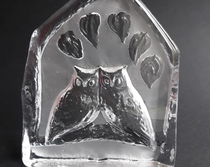 Eda Kristall Nya Glasbruket Sweden. Two Owls. Clear Textured Crystal Glass. Vintage Swedish Art Glass. Retro Home Decorations.