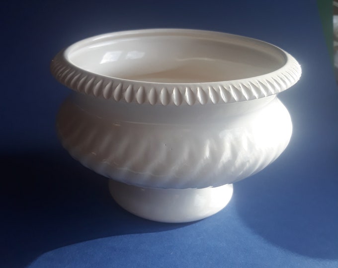 Vintage White Planter on Pedestal Germany. Beautiful Lines and Shape. Lovely Home Decor. German Pottery. Marked. Excellent Vintage Condition