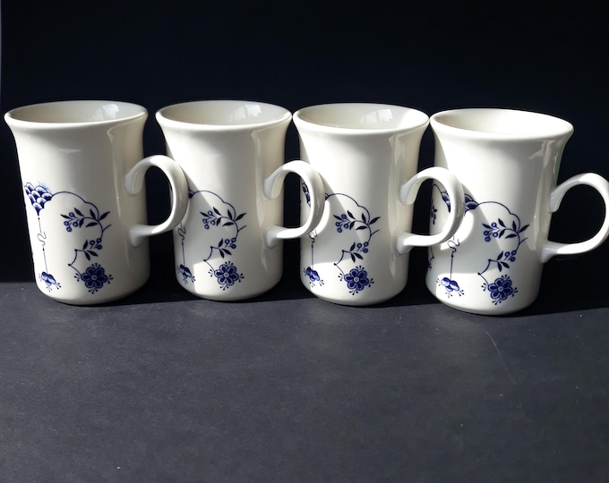 Churchill England. Set of 4 Wonderful Ceramic Mugs. White with Blue Pattern. Marked. English Vintage Tableware.