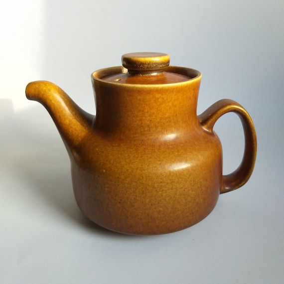 Upsala Ekeby Gefle Sweden. Solid Stoneware Tea Pot in Cuba Pattern