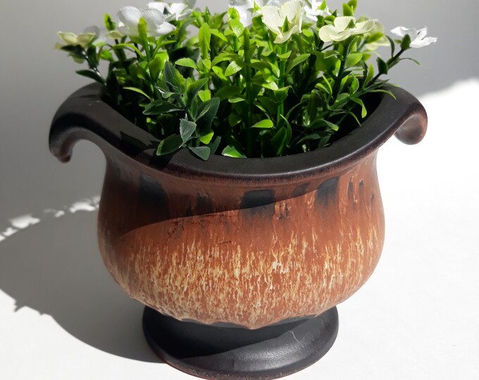 West German ceramic planter, pot in brown tones with a dripping glaze effect. Beautiful flattering shape. Vintage German pottery. Marked.