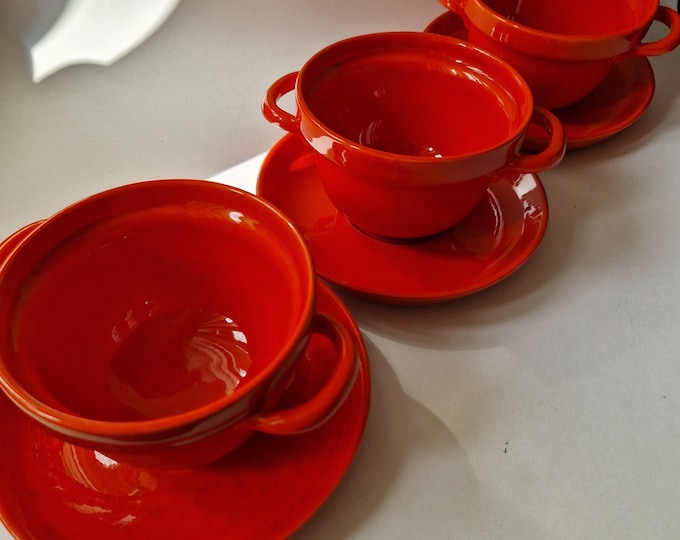 Bright Orange Vintage Ceramic Soup Bowl with Saucer Huizen Holland - Potterie de Driehoek Huizen. Marked.