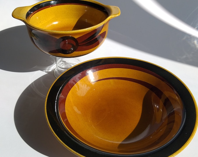 Sweden Rorstrand. Vintage Hand Painted Stoneware Soup Bowl or Plate. "Tuna" Collection Line from 70s. Swedish Design by Carl-Harry Stalhåne.
