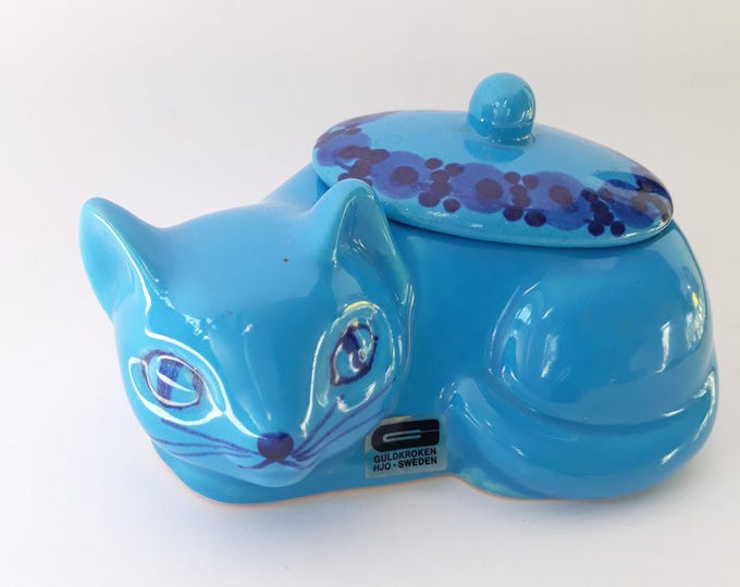Guldkroken Hjo Sweden. Vivid Blue Glazed Cute Cat Figurine Jewellery Trinket Box. Swedish Retro Home Decor. Scandinavian Vintage Pottery.